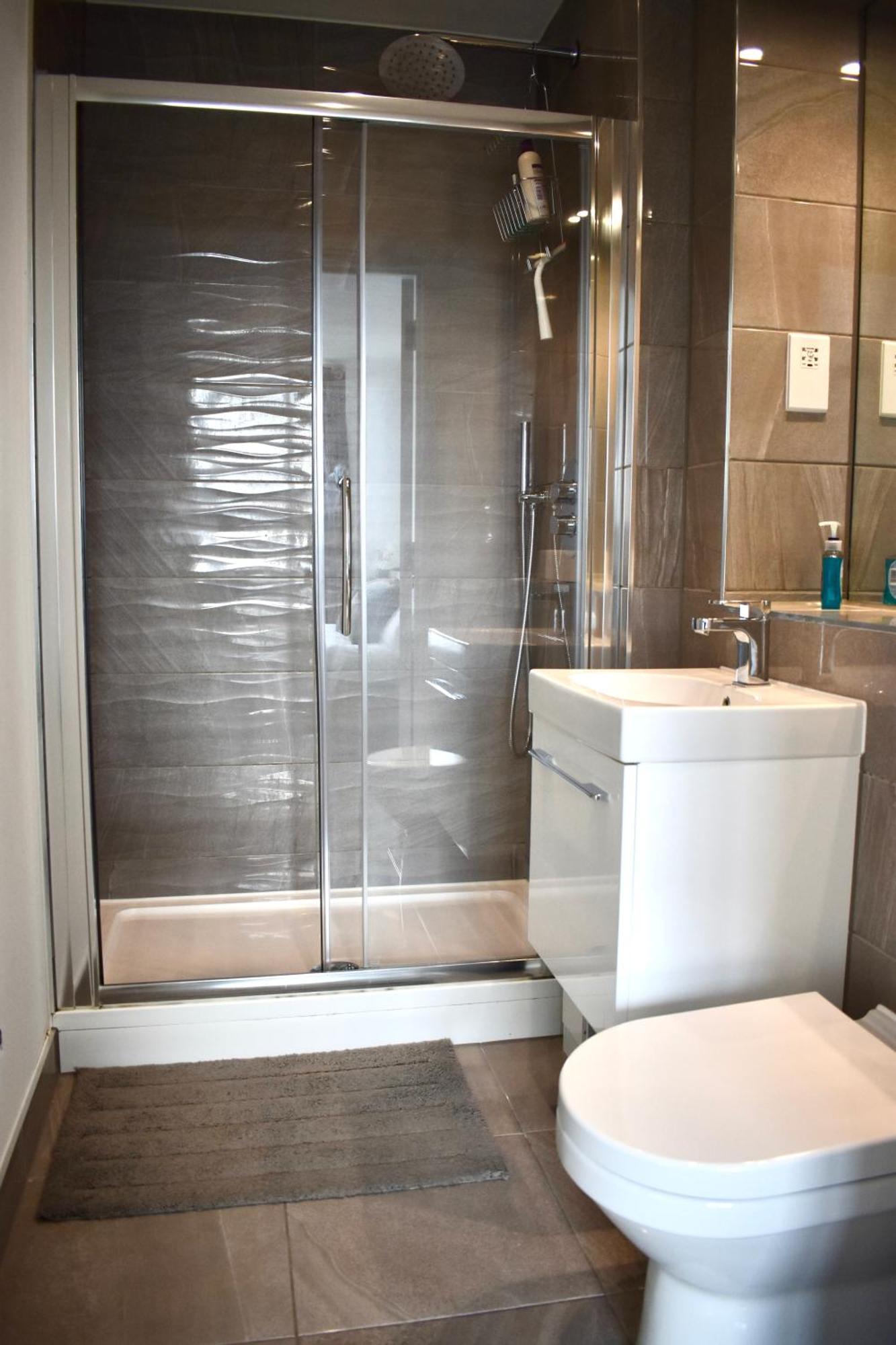 Apartament Balcony High End 2-bed Flat In Camberwell For 6 Long Term
