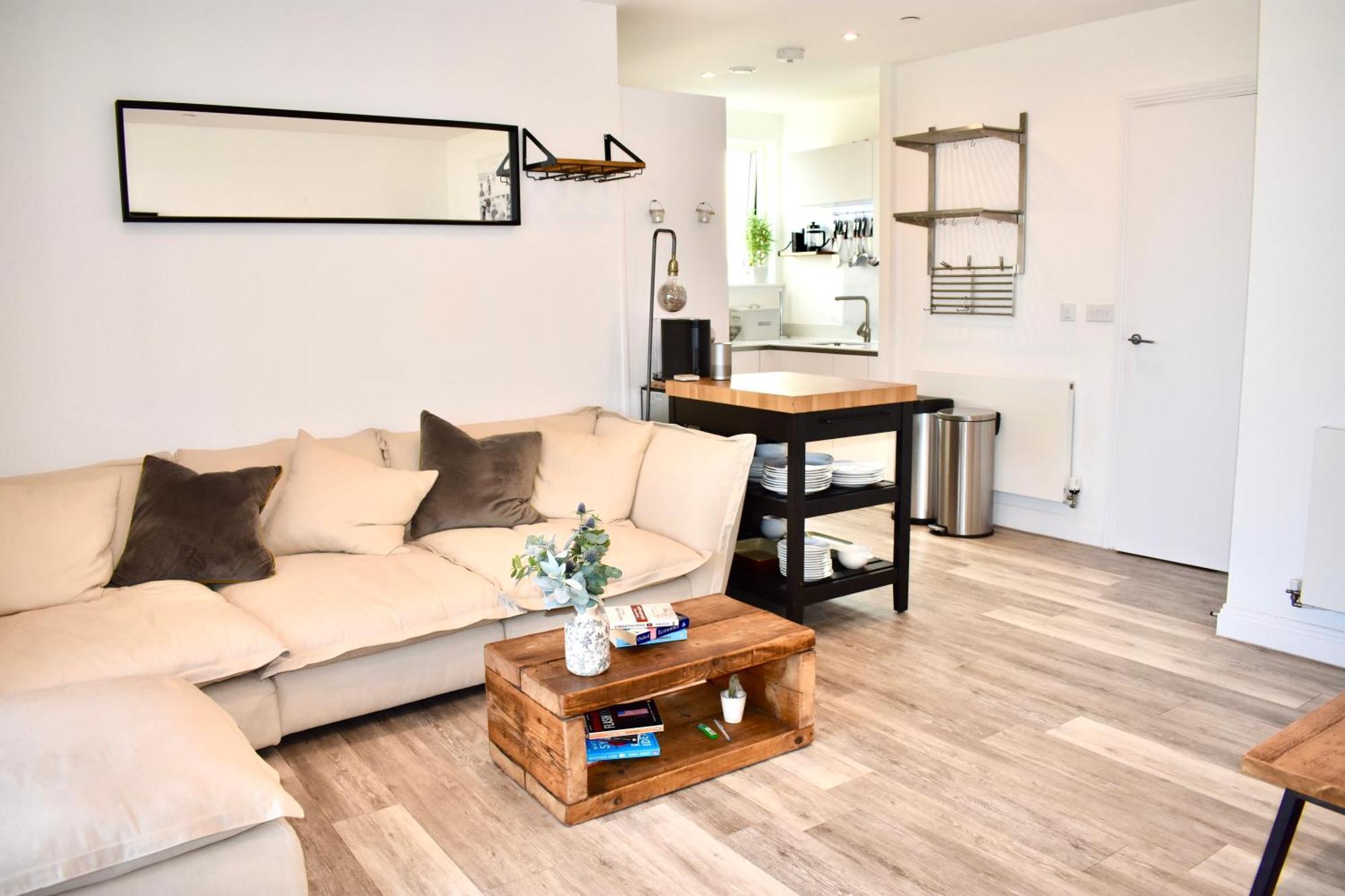 Balcony High End 2-bed Flat In Camberwell For 6 Long Term Appartamento Londra
